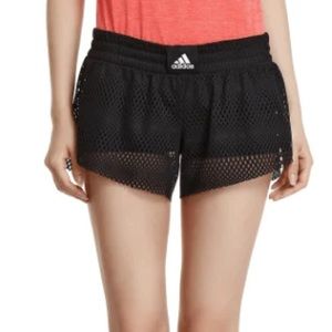 Mesh shorts with liner!